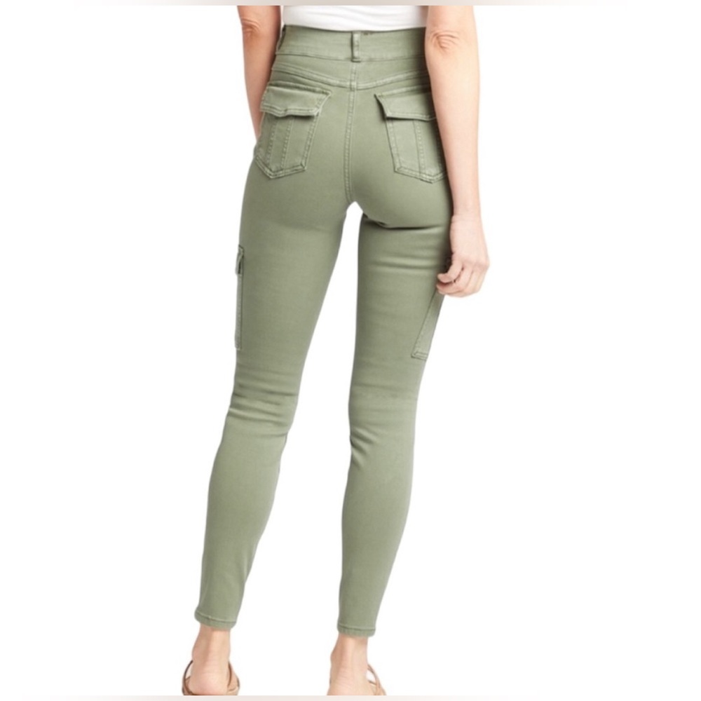 NWT Spanx Stretch Twill Ankle Cargo Pant in Soft Sage Size Medium Petite